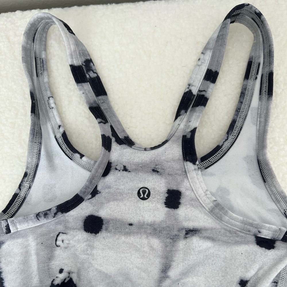 Lululemon racer bank tank size 4